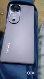 V40 5g 8/256 7 manth us