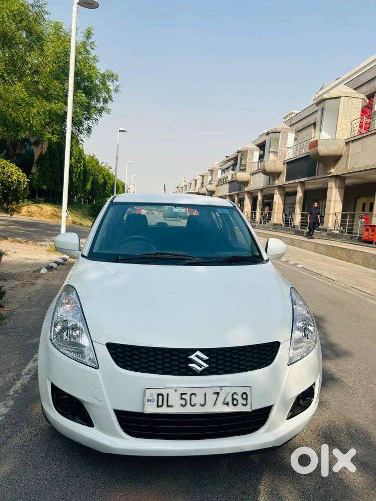 Maruti Suzuki Swift 1.2 LXI (O), 2014, Petrol