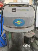 1 set of Floor cleaner and 3 set of Vaccum Machine