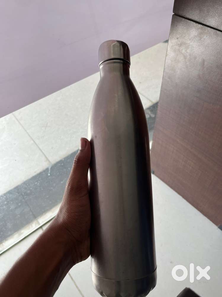 Cello bottle
