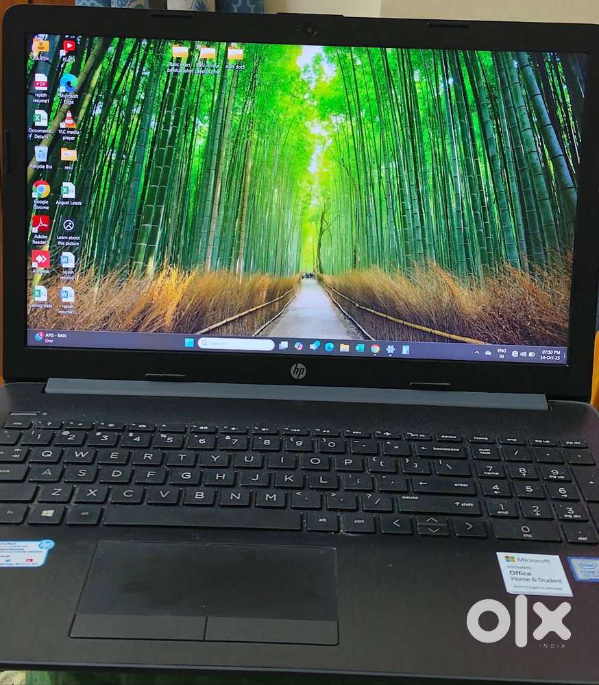HP laptop 8GB Ram +1TB Rom memory with 15.6 inches screen