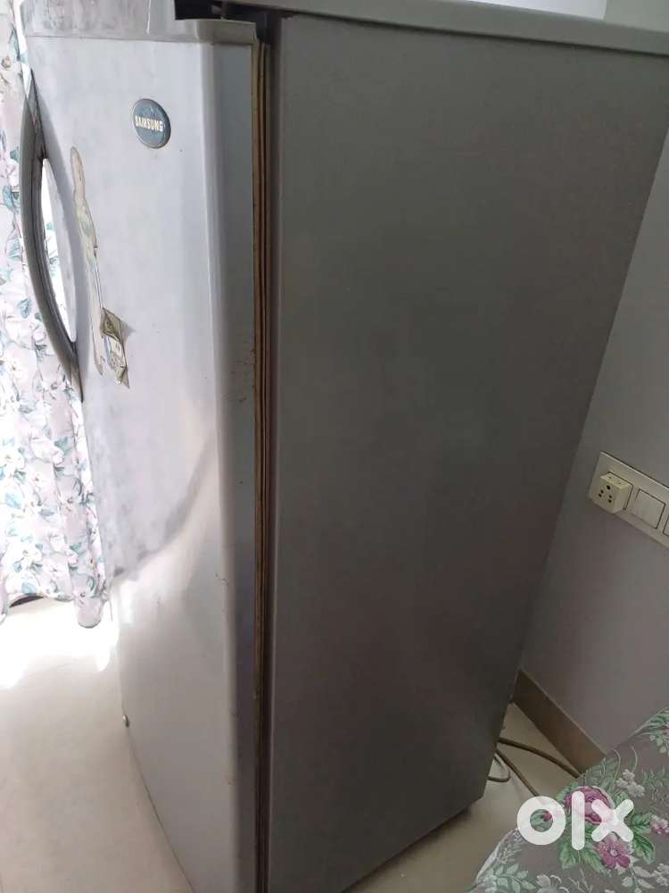 Sumsung refrigerator
