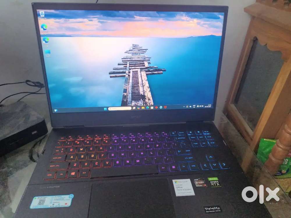 HP OMEN AMD Ryzen 7