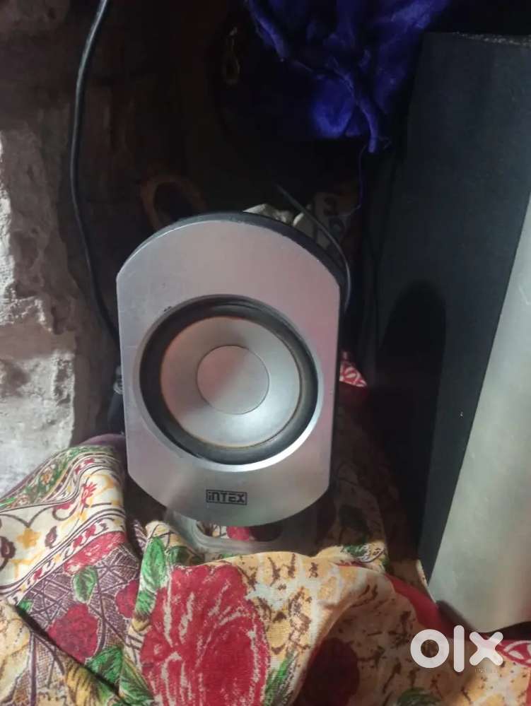 Awaaz ekadam badhiya hai sab sahi hai