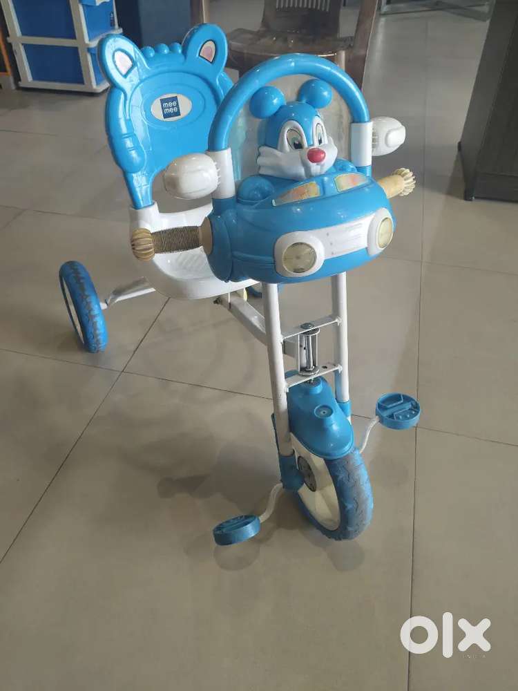Kids tricycle