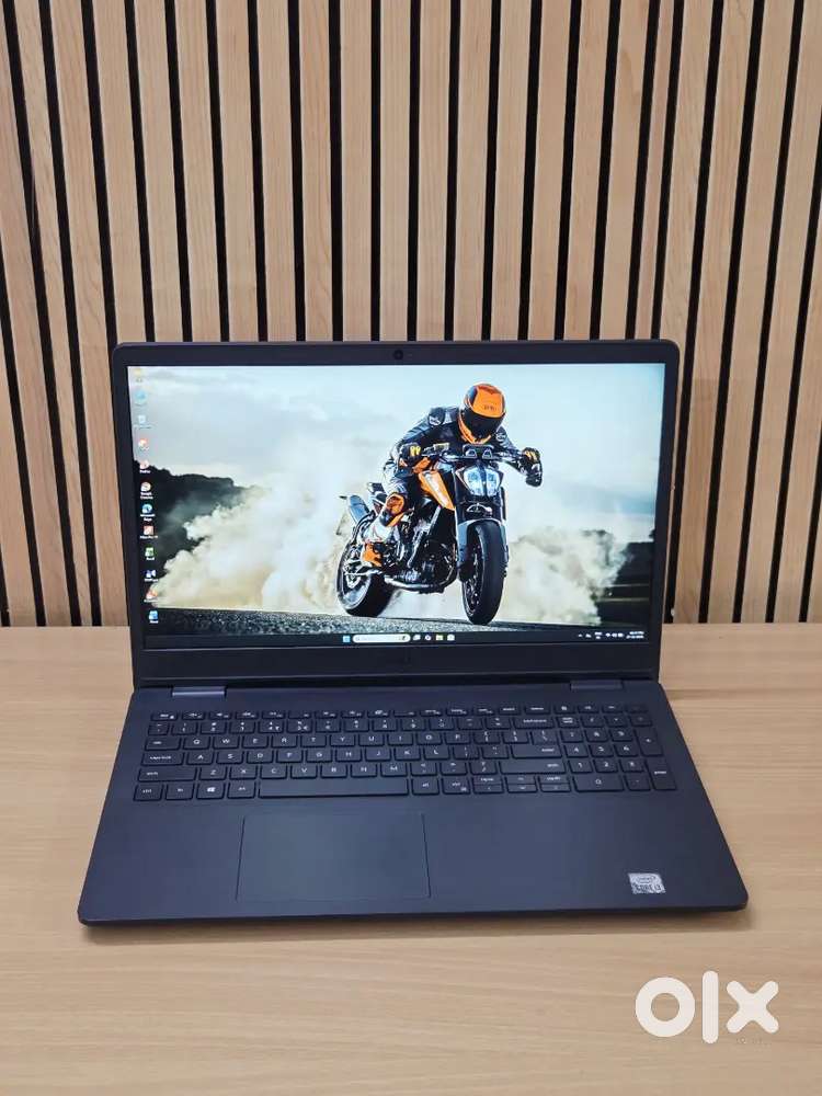 DELL LAPTOP 8 GP RAM 256 GP SSD WIFI WEBCAM I3 PROCESSOR 10 TH GEN