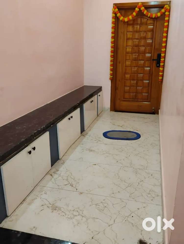 House available for lease at panagadi -first floot