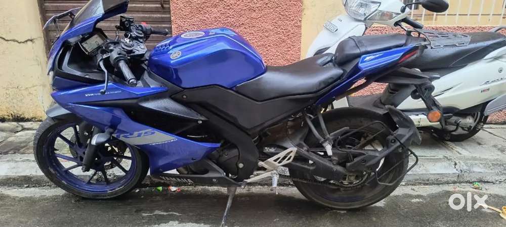 YAMAHA R15 V3 - BLUE