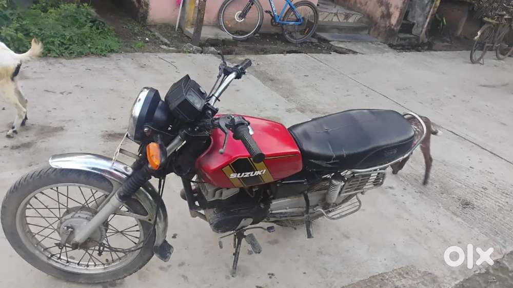 Suzuki max100