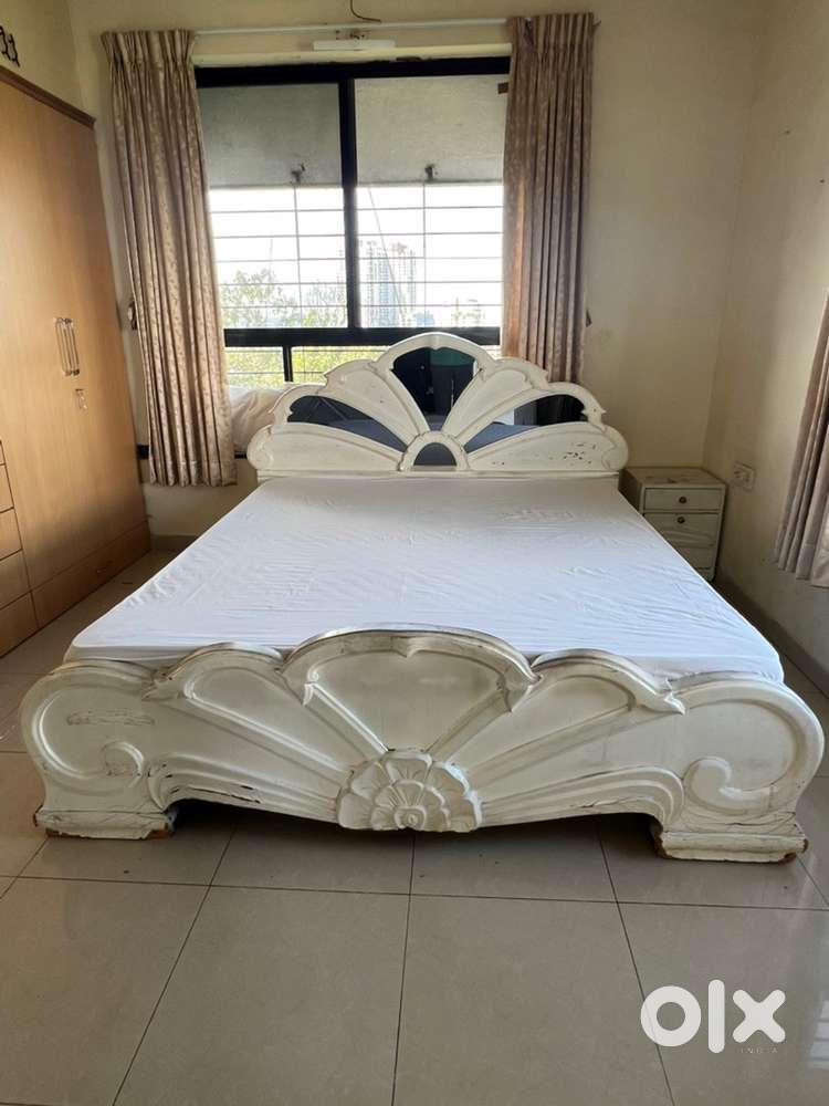 Teakwood Double Bed storage type