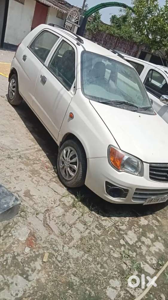 Maruti Suzuki Alto K10 2013 well maintained body