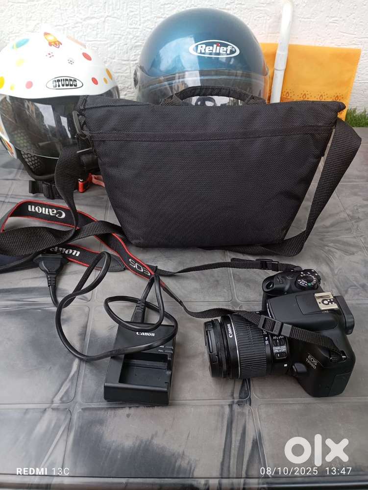 Canon EOS 1300D camera
