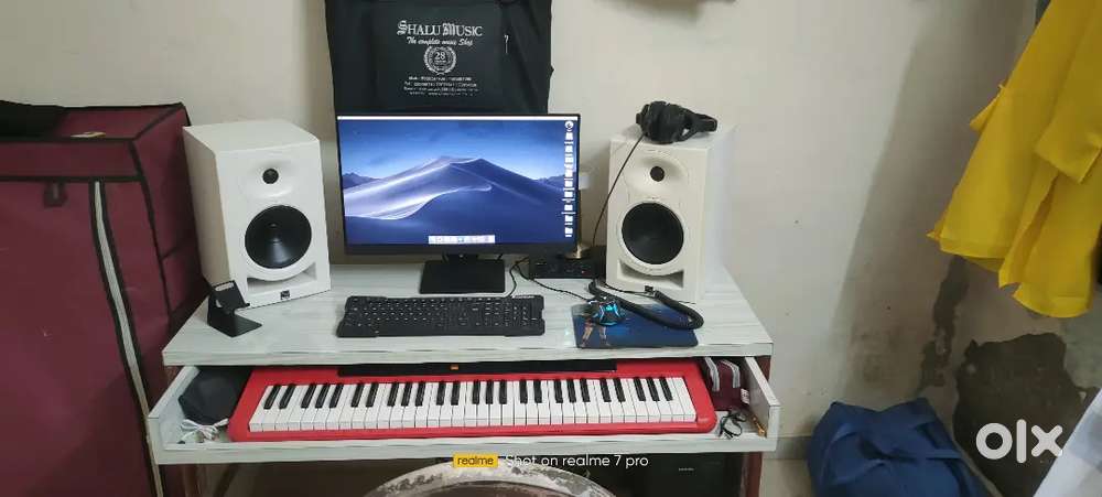 Music production pc / studio recording setup