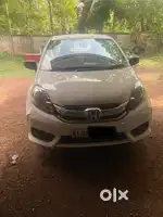 Honda amaze 2017 model low kilometre.