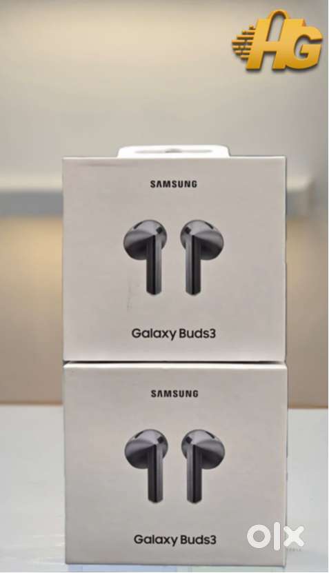 SAMSUNG BUDS 3 BRAND NEW WITH ONE YEAR WARRANTY AND BILL