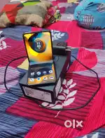 MOTO RAZER 40 ULTRA  8Gb Ram / 128Gb Storage Urgent Sell
