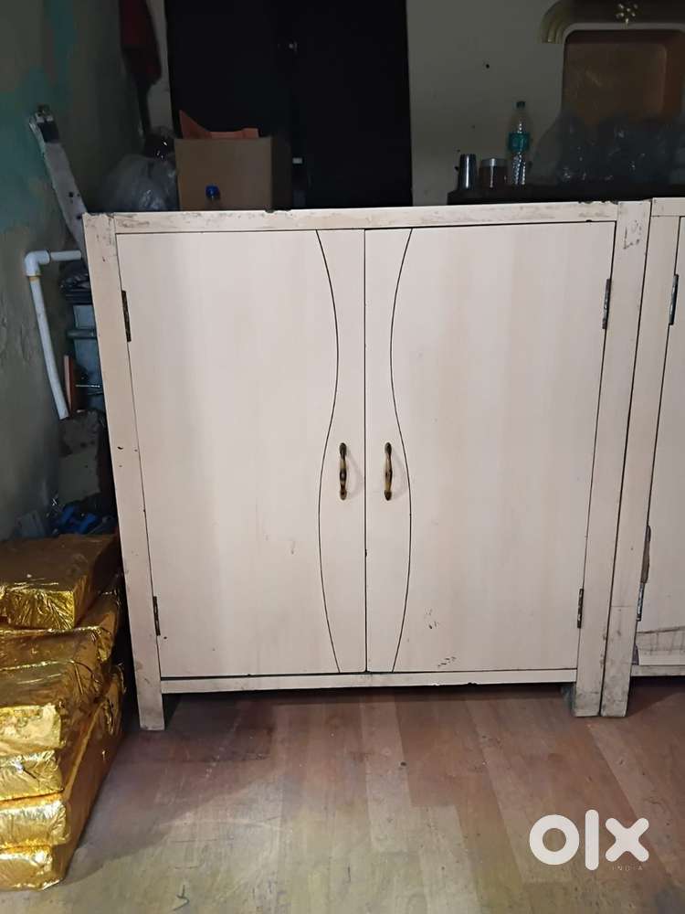 Wooden Almirah