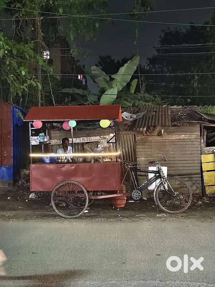 Food Cart (Only 2 months old)