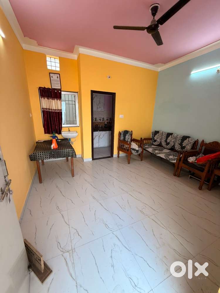 1BHK Semi-Furnished House for Rent