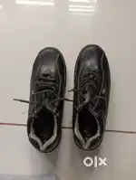 Safety shoes