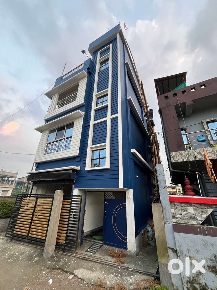 3BHK WITH 2 BALCONY @11k PM NEAR MEDICAL MORE