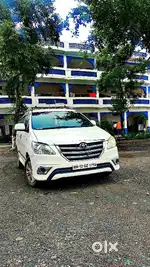 Toyota Innova 2011