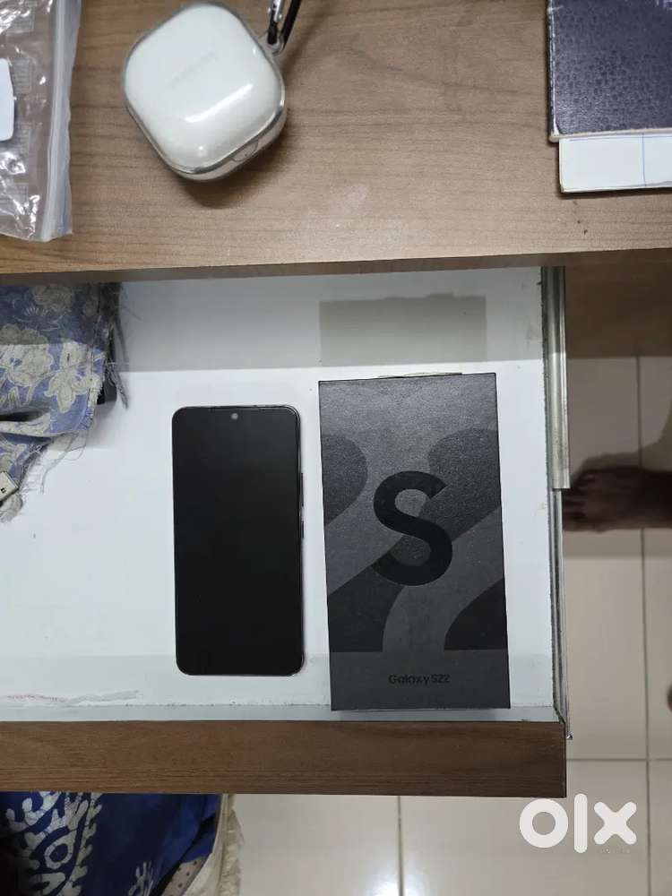Samsung S22 for sale!!