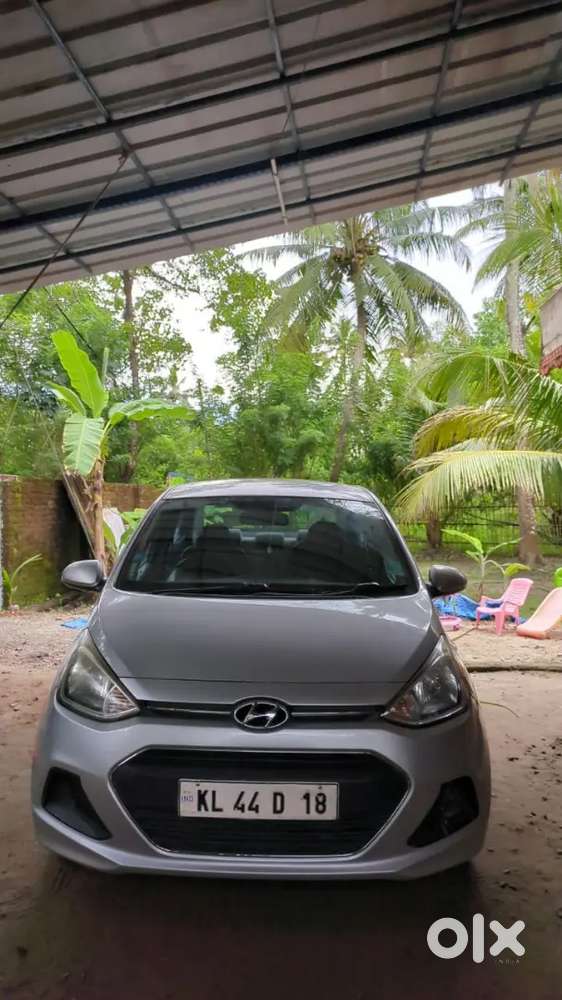 Hyundai Xcent 2015 Diesel Well Maintained