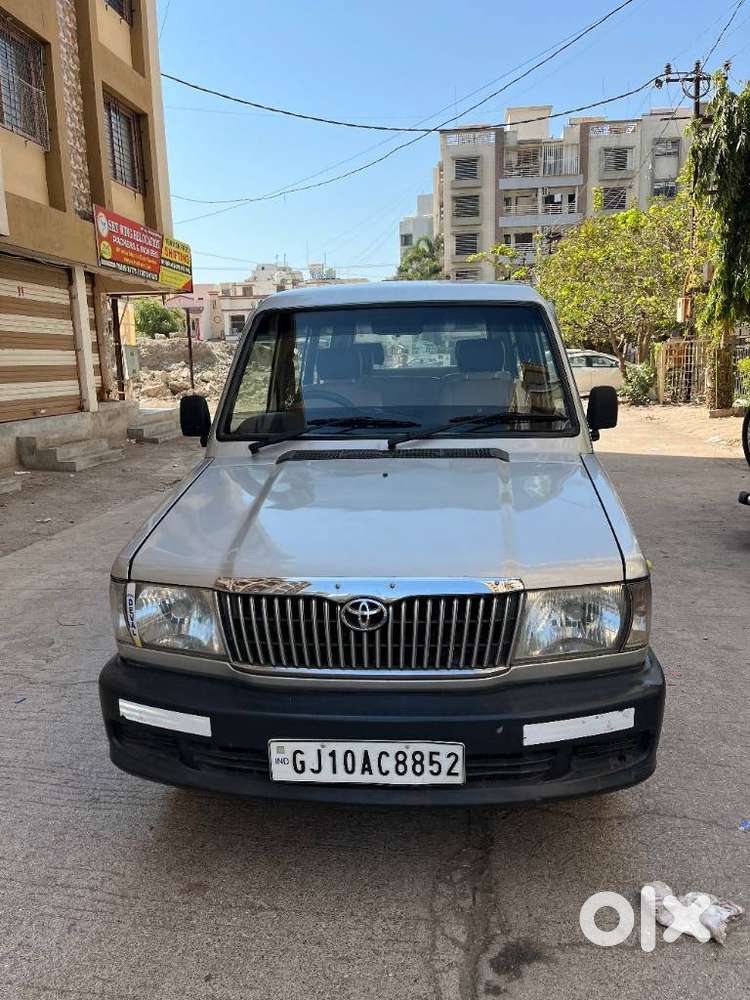 Toyota Qualis GS C8, 2004, Diesel