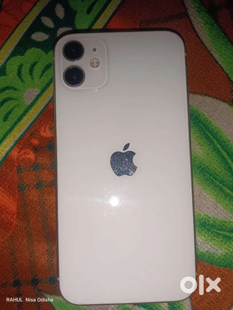 I PHONE 11 SELL FOR MOST PRICE ME ₹20000 ONLY