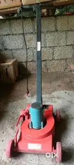 Grass cutting machine