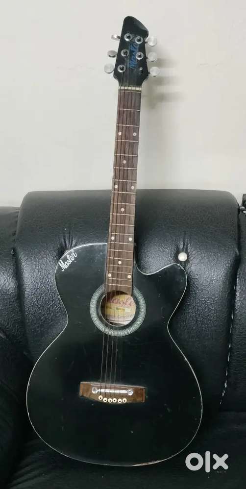 GUITAR GOOD CONDITION