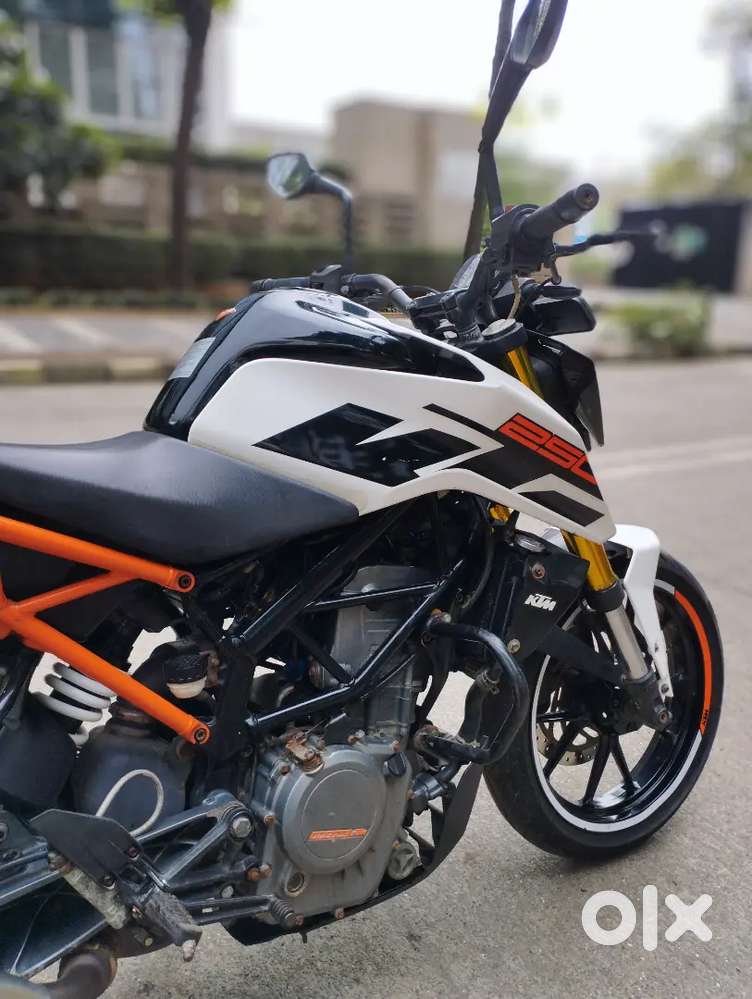 Ktm duke 250