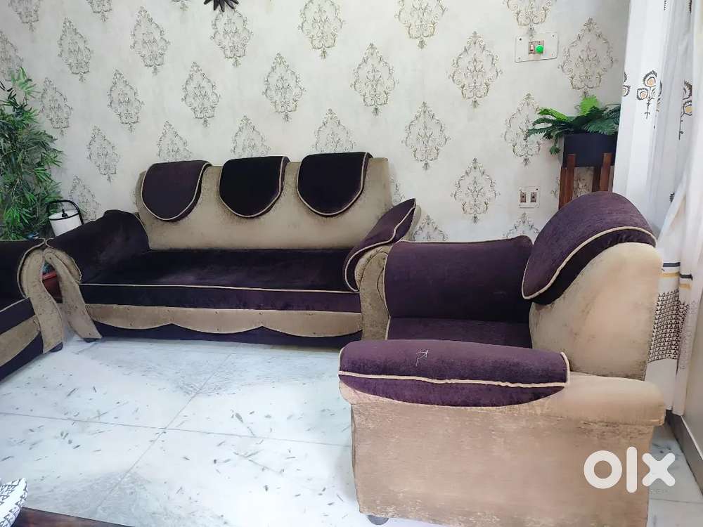 Sofa set 3+1+1