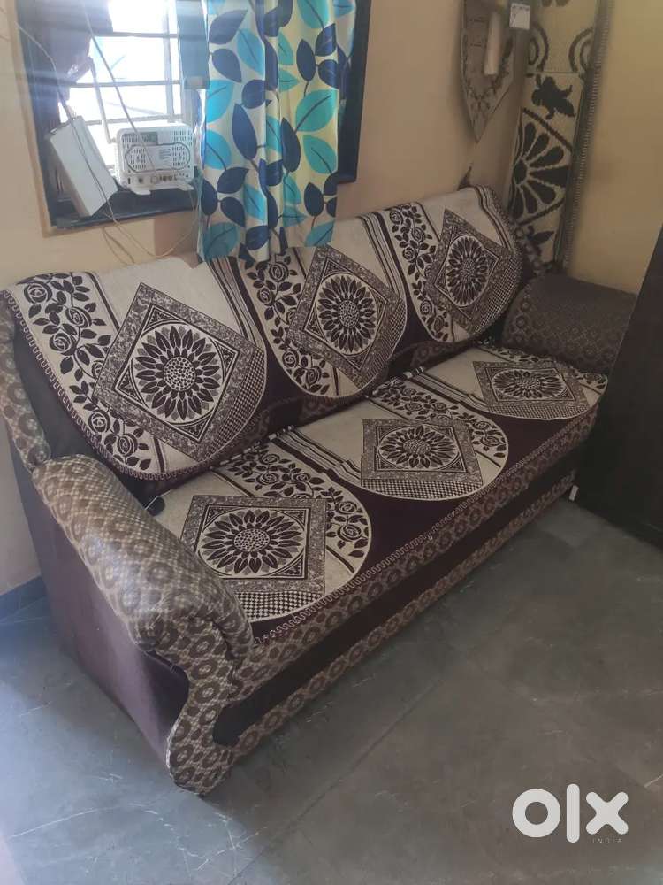 3 seater sofa