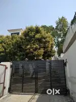 Indipendent 2bhk house rajpur road near st joseph school without owner