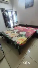 Wooden Saag Bed (શુદ્ધ સાગ નુ બેડ) with mattress (ડનલક ના ગડલા)