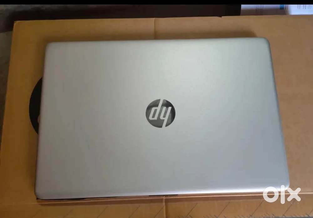 HP 15s AMD Ryzen 3 Dual Core 3250U (8 GB/256 GB SSD/Windows 11 Home)