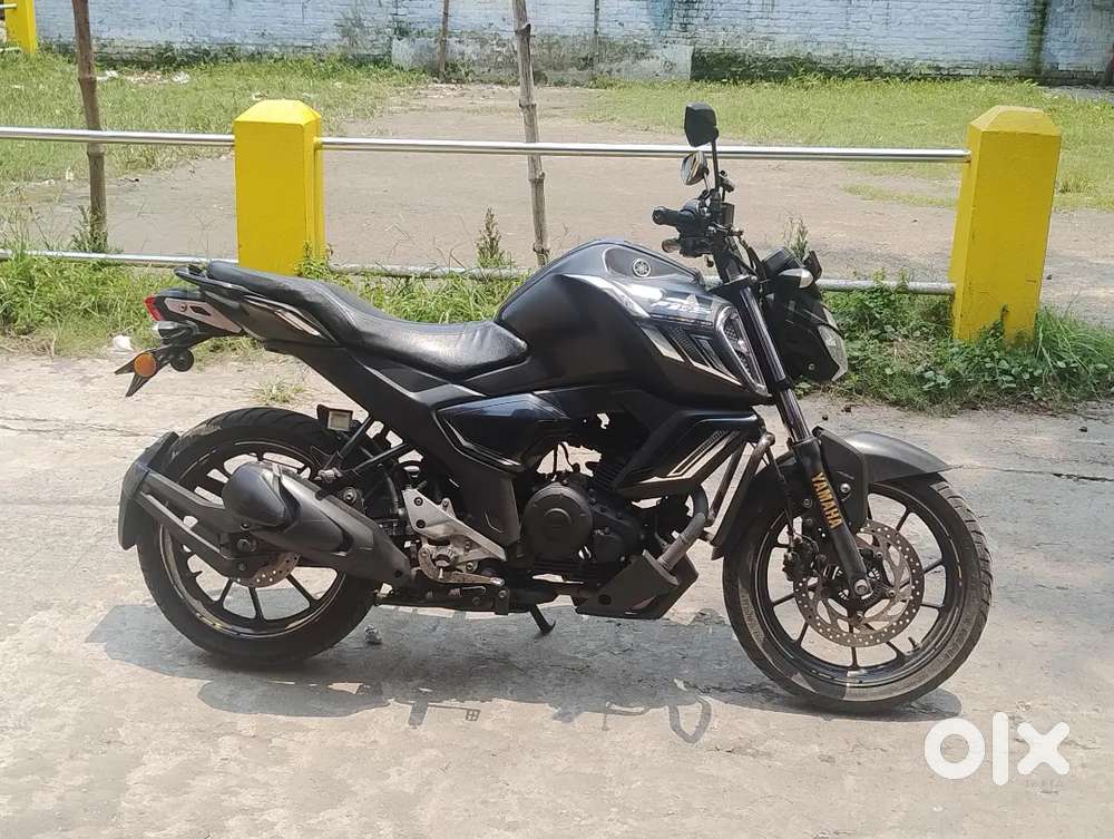 Yamaha FZS FI V3 BS6 (2021)