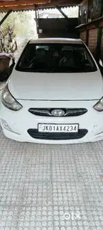 Hyundai Verna 2014 Diesel 73300 Km Driven 25 kms mileage