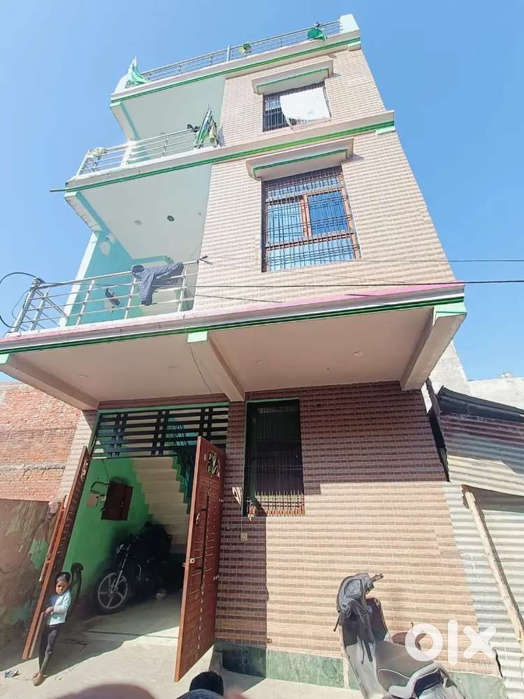 2 bhk room only for family