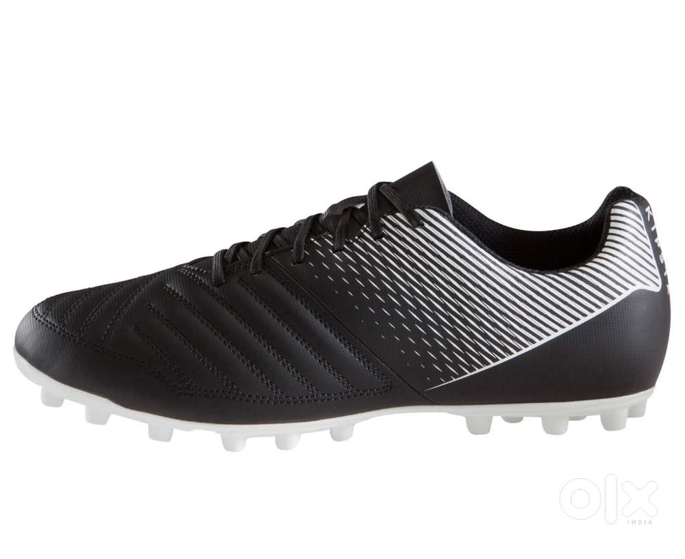 Brand new kipsta football shoes