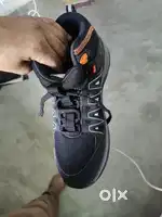 Shoes seeling