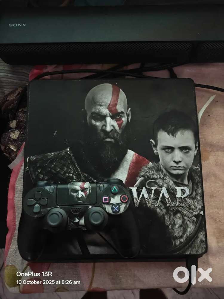 PS4 slim in nice condition