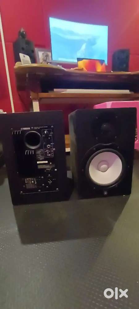 Yamaha HS8 studio monitor sales