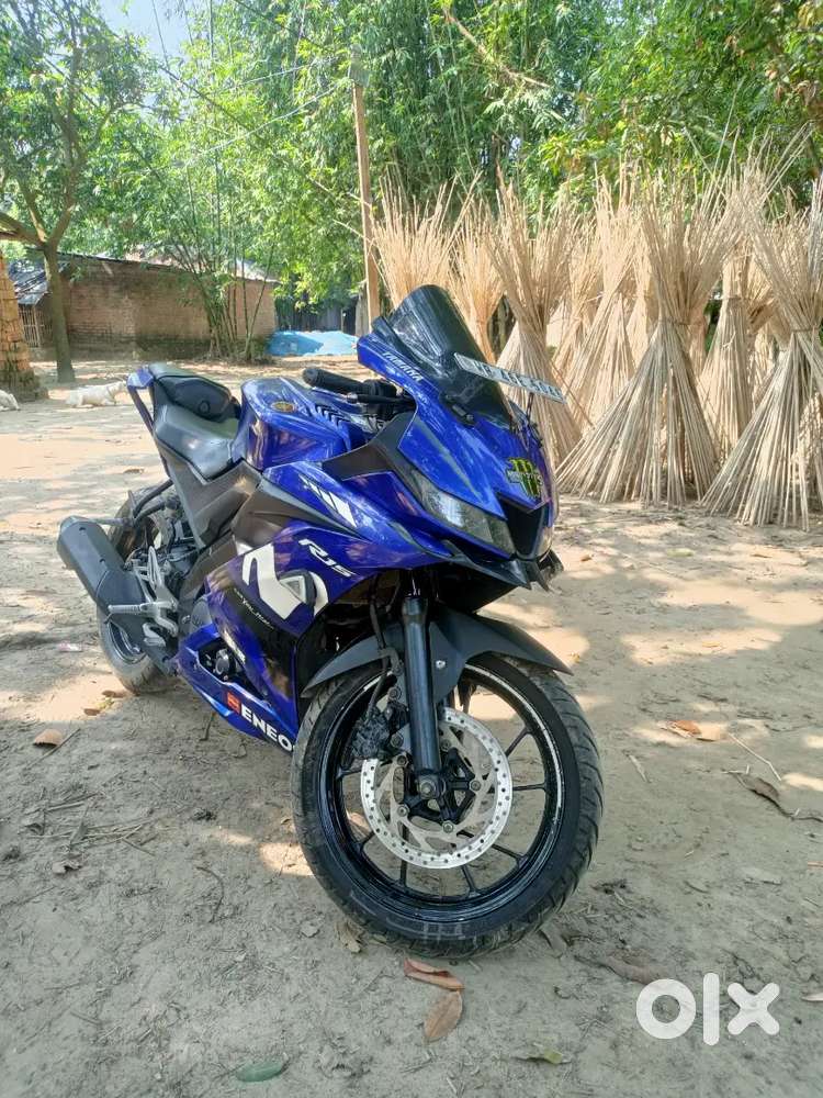 R15 V3 Good condition