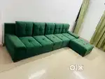 2 days old sofa. 6 seater can be adjusted
