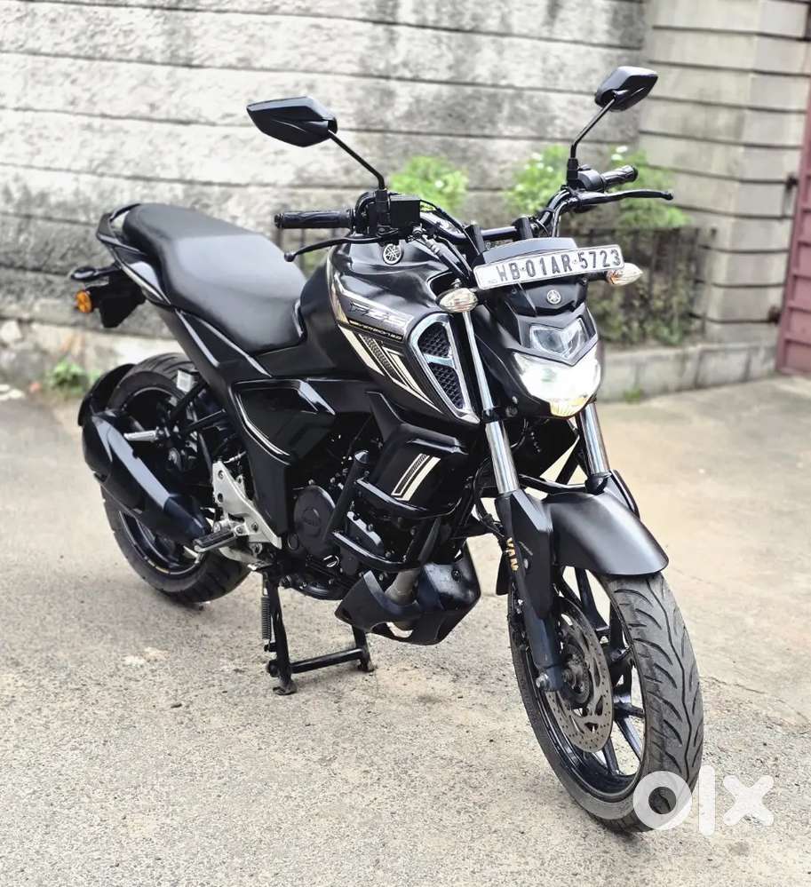 Sale Yamaha FZ-Sv3 Bs-6 model bike.