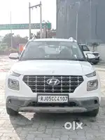 Hyundai Venue E, 2022, Petrol