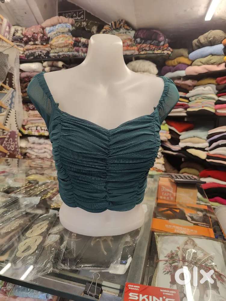 Maniqueen tops ladis